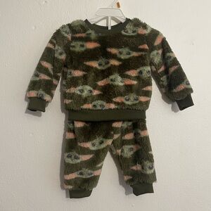Star Wars Grogu baby fuzzy sweater and pants set